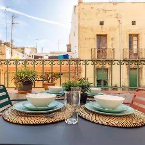 Apartment Grooovy Duplex Amb Terrassa, Tarragona